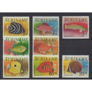 Acheter cette série de timbres de Surinam de l'année 1976 (No 647/651 - PA53/PA55). - Neuf avec charnière