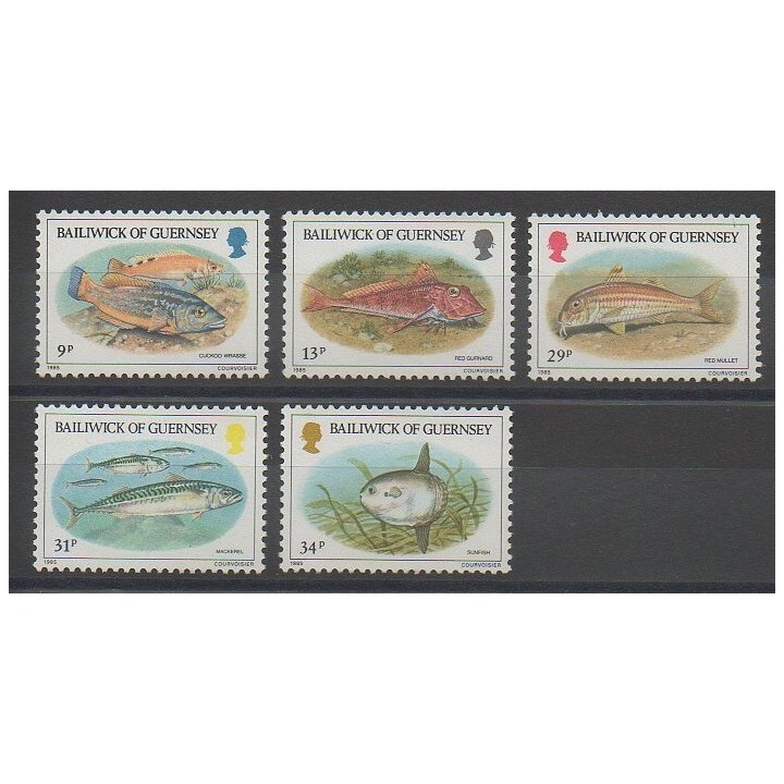 Timbres - Guernesey - 1985 - No 316/320 - Poissons