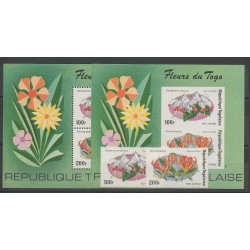 Togo - 1975 - Nb PA244/PA245 - BF85/BF85a - Flowers