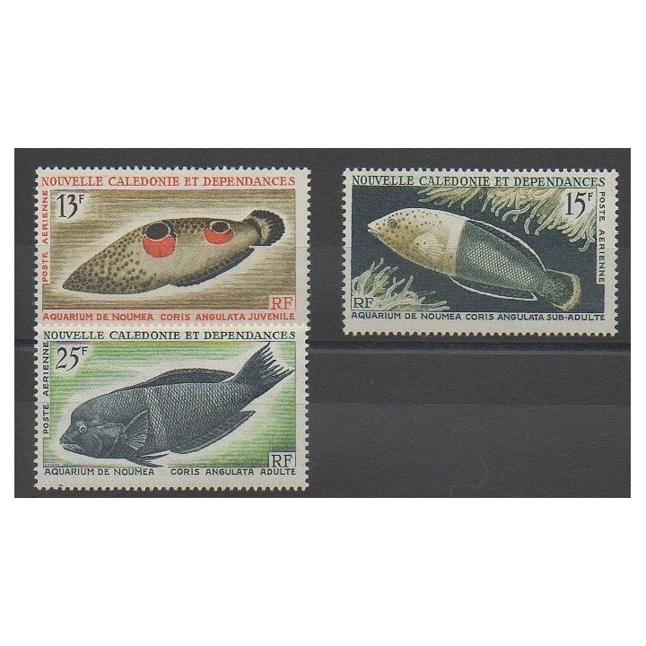 Timbres - Nouvelle-Calédonie - Poste aérienne - 1965 - No PA81/PA83 - Poissons