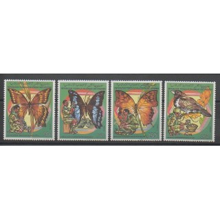 Timbres - Comores - 1989 - No 492/495 - Scouts - Insectes