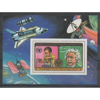 Timbres - Centrafricaine (République) - 1979 - No BF32 - Enfance - Sciences et Techniques