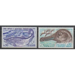 TAAF - 1977 - No 71/72 - Oiseaux - Animaux marins