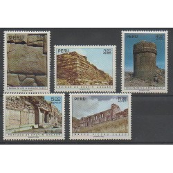 Peru - 1972 - Nb PA325/PA329 - Monuments