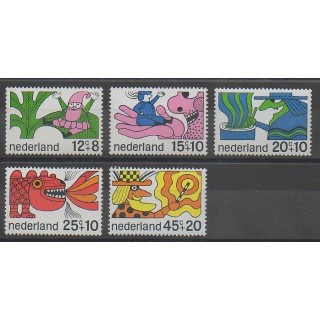 Stamps - Netherlands - 1968 - Nb 877/881 - Cartoons - Comics