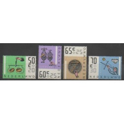 Pays-Bas - 1986 - No 1258/1261 - Sciences et Techniques