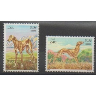 Timbres - Algérie - 1983 - No 798/799 - Chiens