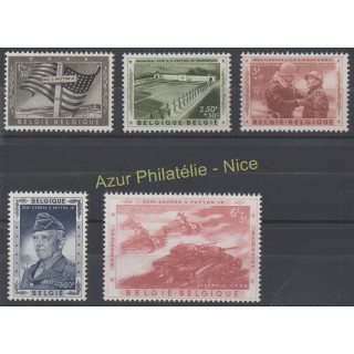 Timbres - Thème Seconde Guerre mondiale - Belgique - 1957 - No 1032/1036
