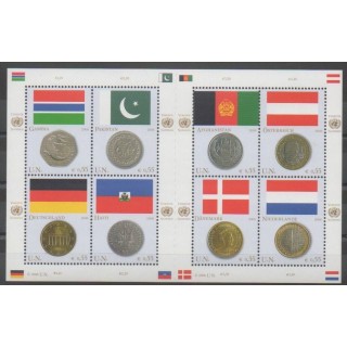Timbres - Nations Unies (ONU - Vienne) - 2006 - No 488/495 - Drapeaux - Monnaies, billets ou médailles