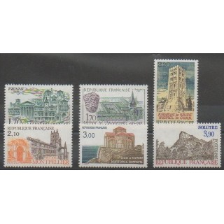 Timbres - France - Poste - 1985 - No 2348/2352 - 2388 - Monuments