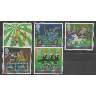Timbres - Grande-Bretagne - 2002 - No 2323/2327 - Cirque - Europa