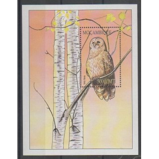 Timbres - Mozambique - 2002 - No BF92 - Oiseaux