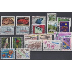 New Caledonia - Complete year - 1982 - Nb 453/465 et PA220/PA226