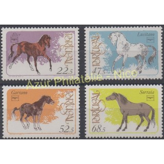 Timbres - Thème chevaux - Portugal - 1986 - No 1668/1671