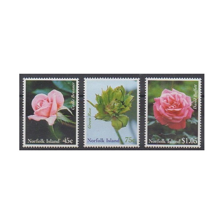 Timbres - Norfolk - 1999 - No 668/670 - Roses