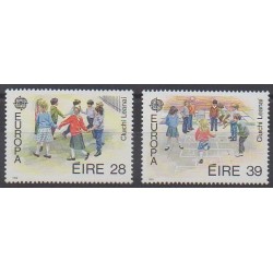 Irlande - 1989 - No 682/683 - Enfance - Europa