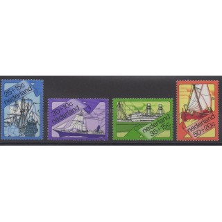 Timbres - Thème bateaux - Pays-Bas - 1973 - No 978/981