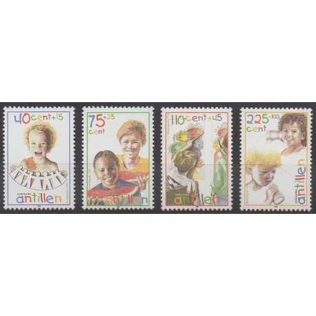 Antilles néerlandaises - 1998 - No 1153/1156 - Enfance