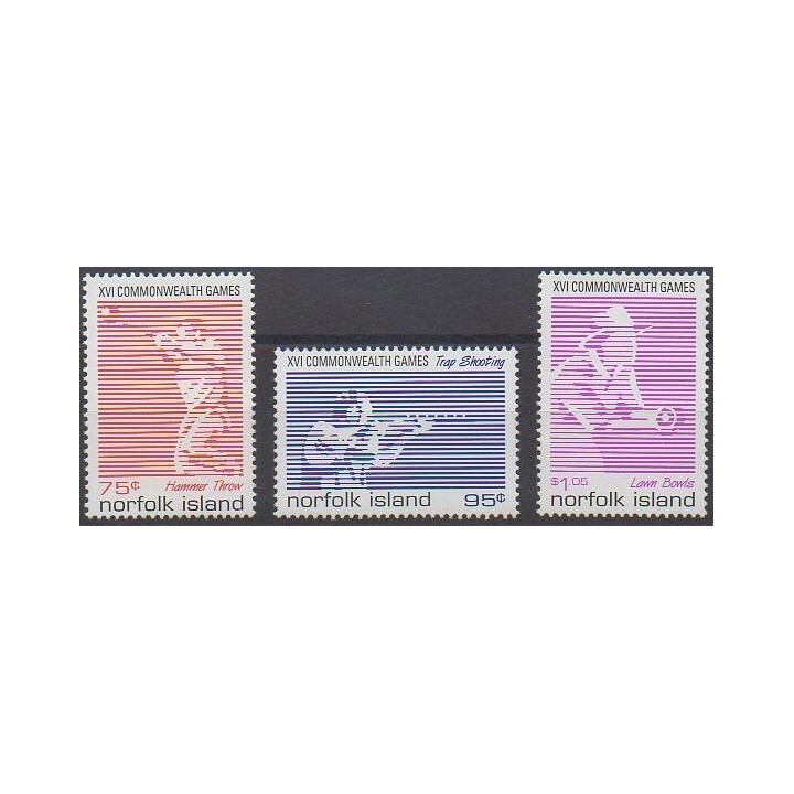 Norfolk - 1998 - No 648/650 - Sports divers