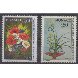 Monaco - 1975 - No 1035/1036 - Fleurs