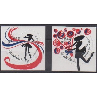 Buy this stamp of France of the year 2020 (Coeurs Guerlain).