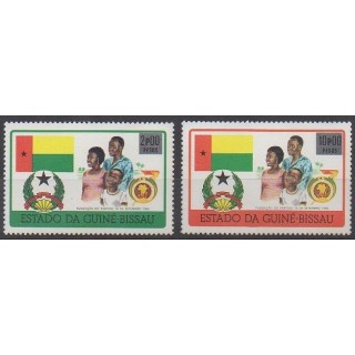 Buy this set of stamps of Guinea-Bissau of the year 1975 (Nb 5/6).