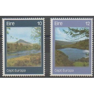 Acheter cette série de timbres d'Irlande de l'année 1977 (No 363/364).