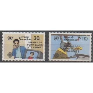 Acheter cette série de timbres de Grenadines de l'année 1984 (No 555/556).
