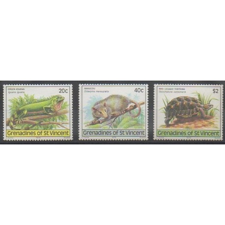 Saint-Vincent (Iles Grenadines) - 1979 - No 159/161 - Reptiles