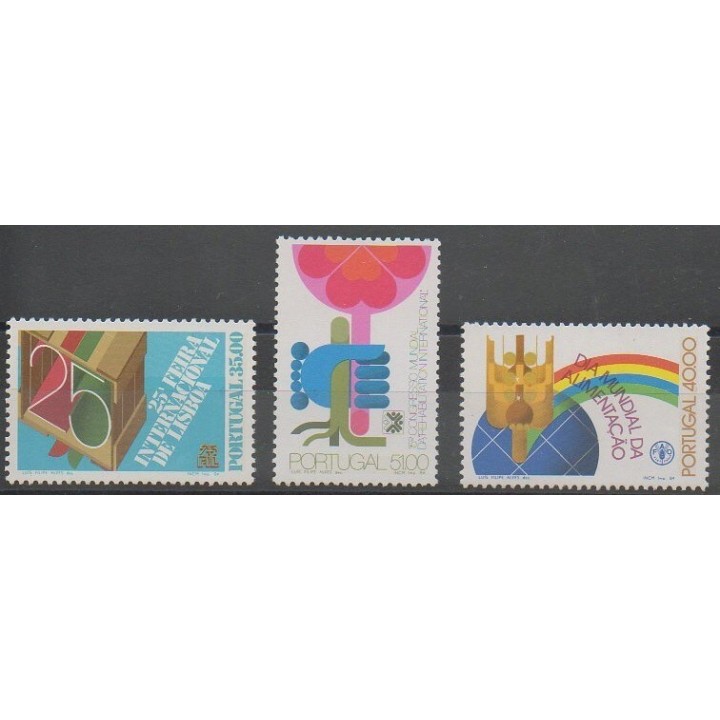 Acheter cette série de timbres du Portugal de l'année 1984 (No 1605/1607).