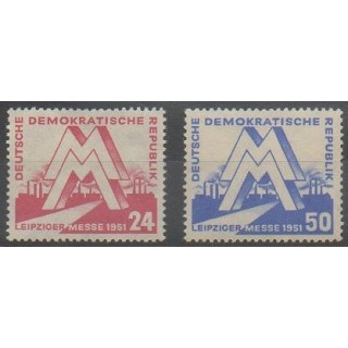 Acheter cette série de timbres d'Allemagne orientale (RDA) de l'année 1951 (No 34/35).