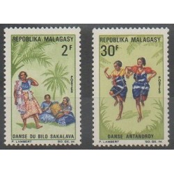 Madagascar - 1967 - No 443/444 - Folklore