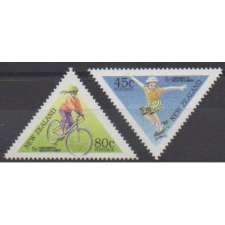 Acheter cette série de timbres de Nouvelle-Zélande de l'année 1995 (No 1371/1372).