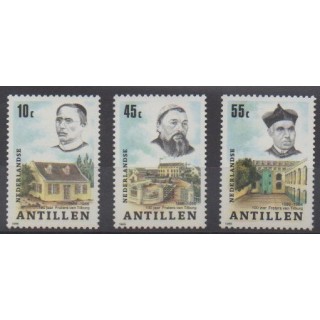 Acheter cette série de timbres des Antilles néerlandaises de l'année 1986 (No 789/791).