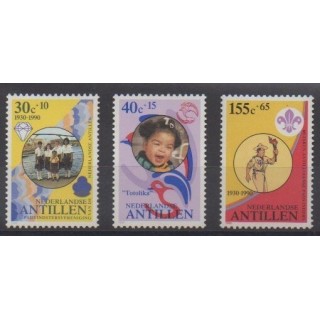 Acheter cette série de timbres des Antilles néerlandaises de l'année 1990 (No 867/869).