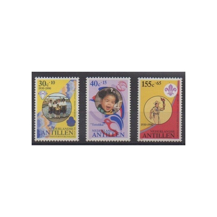 Acheter cette série de timbres des Antilles néerlandaises de l'année 1990 (No 867/869).
