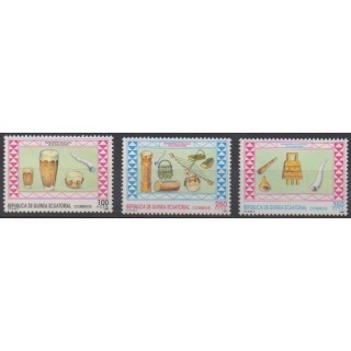 Buy this set of stamps of Equatorial Guinea of the year 1990 (Nb 256/258).