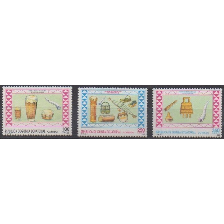 Buy this set of stamps of Equatorial Guinea of the year 1990 (Nb 256/258).