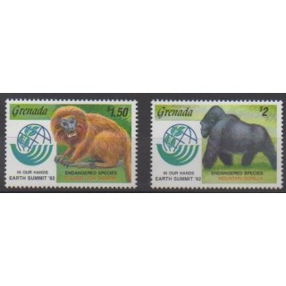 Buy this set of stamps of Grenade of the year 1992 (Nb 2198/2199).