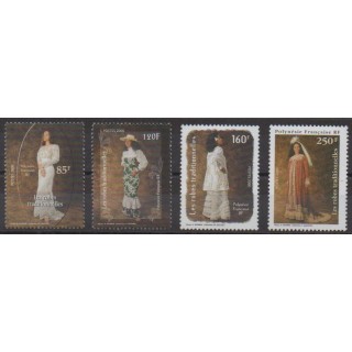 Acheter cette série de timbres de Polynésie de l'année 2000 (No 619/622).