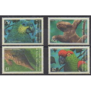Buy this set of stamps of Grenadines of the year 2000 (Nb 2723/2726).