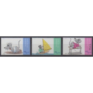 Buy this set of stamps of Reunited Germany of the year 2013 (Nb 2826/2828).