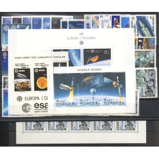 Timbres - Thème espace - Europa - 1991 - 85 valeurs - 5 BF - 40 pays