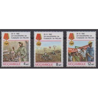 Acheter cette série de timbres du Mozambique de l'année 1982 (No 875/877).