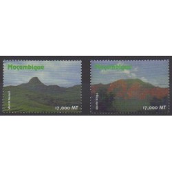 Mozambique - 2002 - Nb 1704/1705 - Sights