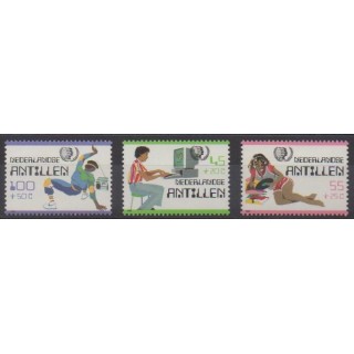 Buy this set of stamps of Netherlands Antilles of the year 1985 (Nb 744/746).