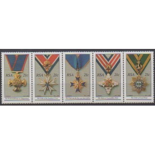 Acheter cette série de timbres d'Afrique du Sud de l'année 1990 (No 725/729).
