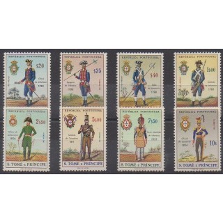 Acheter cette série de timbres de Saint-Thomas et Prince de l'année 1965 (No 391/398).