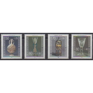 Acheter cette série de timbres de l'Allemagne occidentale (RFA) de l'année 1986 (No 1129/1132).